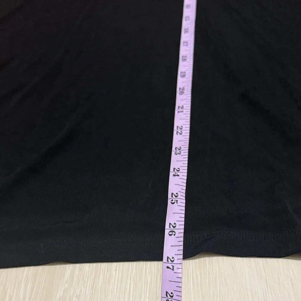 3/$10 Chico's Vibrant Red Black Long Sleeve Top - Picture 5 of 8
